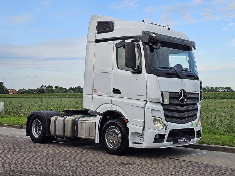 Mercedes-Benz ACTROS 1848 LS STR.SP. RET. 2X TANK - Камион влекач: слика 5 Mercedes-Benz ACTROS 1848 LS STR.SP. RET. 2X TANK - Камион влекач: слика 5