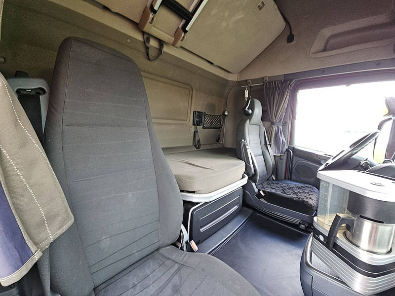 Камион влекач Scania R410 TL RETARDER 2X TANK: слика 16