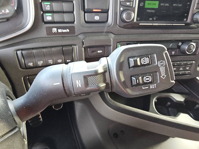 Камион влекач Scania R580 6X2 NB LED LEATHER: слика 11