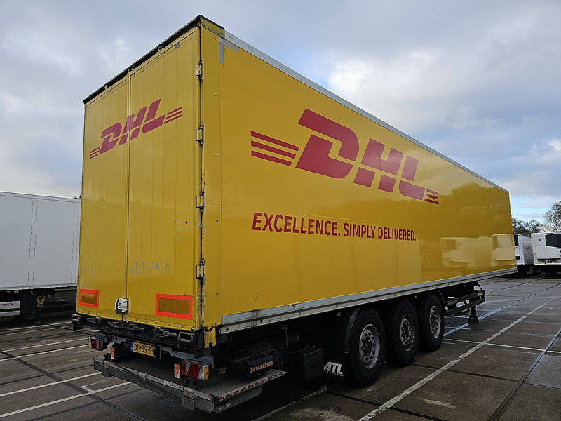 Kögel SKH24 LIFT AXLE TAILLIFT - Полуприколка сандучар: слика 2 Kögel SKH24 LIFT AXLE TAILLIFT - Полуприколка сандучар: слика 2