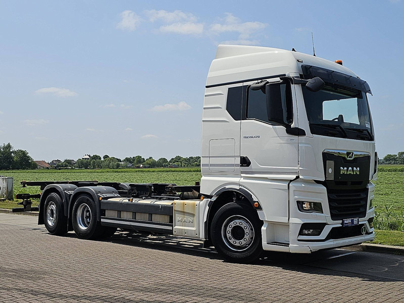 MAN 26.470 TGX TG3 6X2-4 STEERAXLE - Транспортер на контејнер/ Камион со променливо тело: слика 5 MAN 26.470 TGX TG3 6X2-4 STEERAXLE - Транспортер на контејнер/ Камион со променливо тело: слика 5