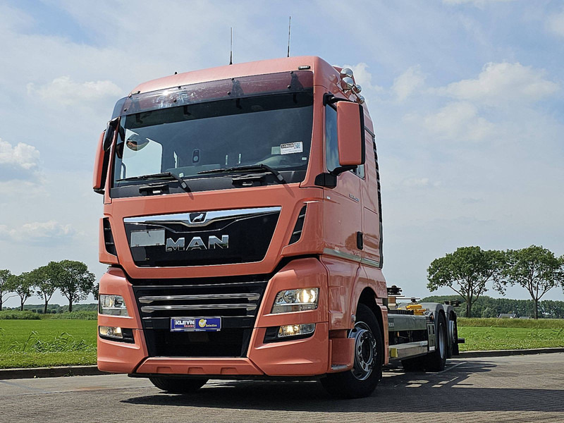 MAN 26.470 TGX XLX 6X2-4 321TKM INT - Транспортер на контејнер/ Камион со променливо тело: слика 1 MAN 26.470 TGX XLX 6X2-4 321TKM INT - Транспортер на контејнер/ Камион со променливо тело: слика 1