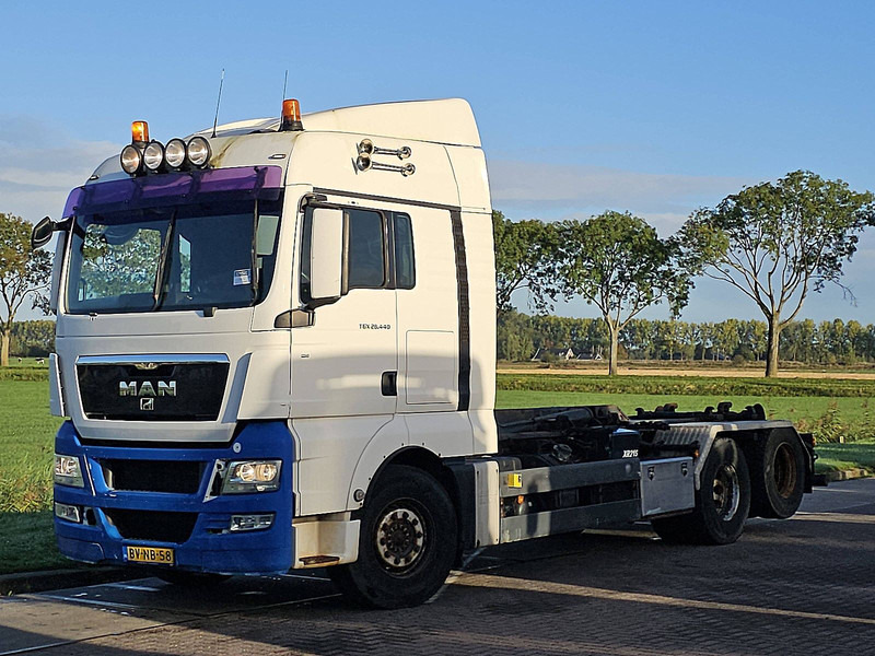 MAN 28.440 TGX - Камион со кука за подигање: слика 2 MAN 28.440 TGX - Камион со кука за подигање: слика 2