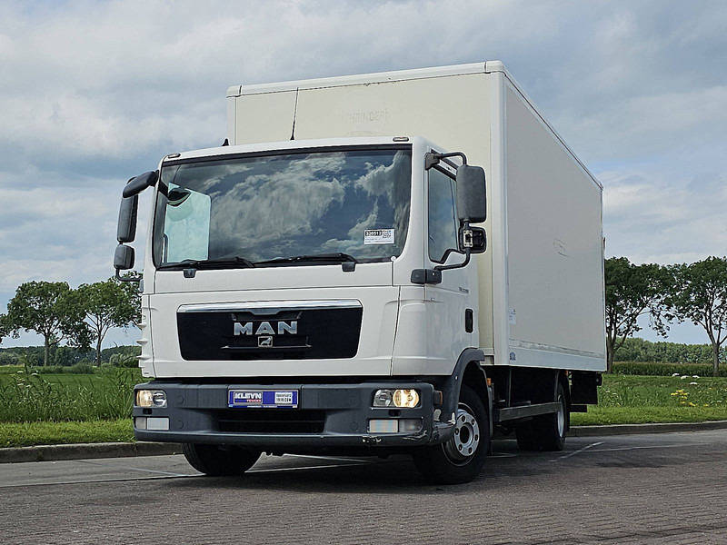 MAN 8.180 TGL BL MANUAL AIRCO LIFT - Камион сандучар: слика 1 MAN 8.180 TGL BL MANUAL AIRCO LIFT - Камион сандучар: слика 1