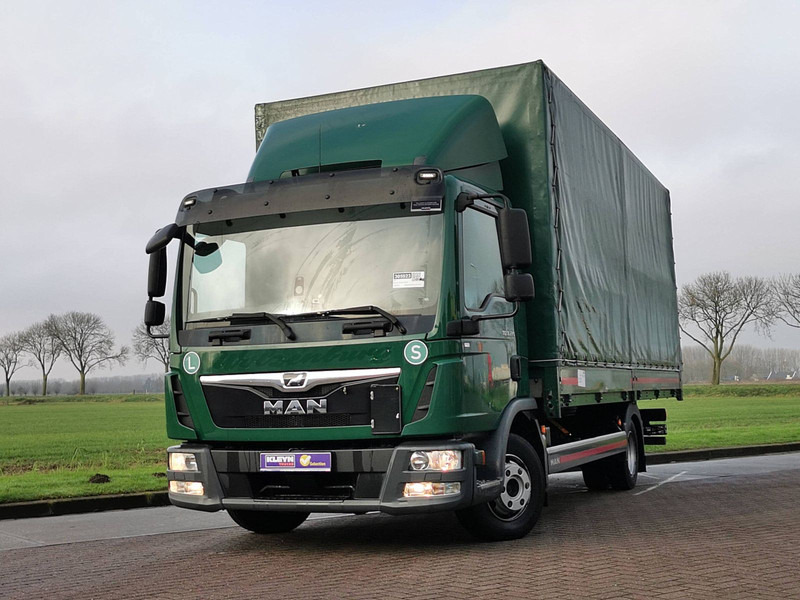 MAN 8.220 TGL MANUAL AIRCO AHK - Камион со церада: слика 1 MAN 8.220 TGL MANUAL AIRCO AHK - Камион со церада: слика 1