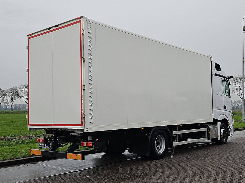Mercedes-Benz ACTROS 1833 DRIVING SCHOOL 65TKM - Камион сандучар: слика 3 Mercedes-Benz ACTROS 1833 DRIVING SCHOOL 65TKM - Камион сандучар: слика 3