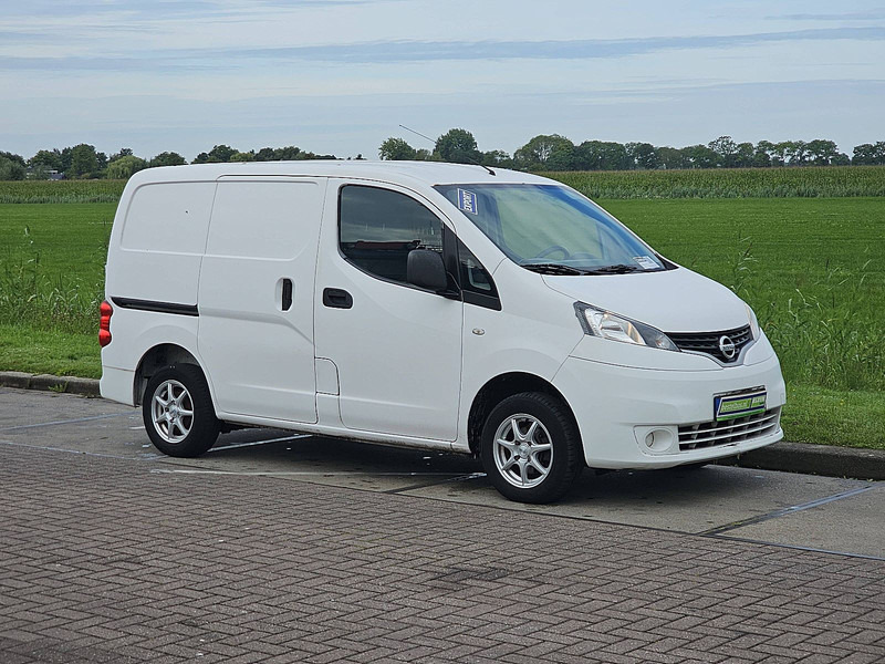 Nissan nv 200 Airco 2x Zijdeur NAP - Мало комбе: слика 5 Nissan nv 200 Airco 2x Zijdeur NAP - Мало комбе: слика 5