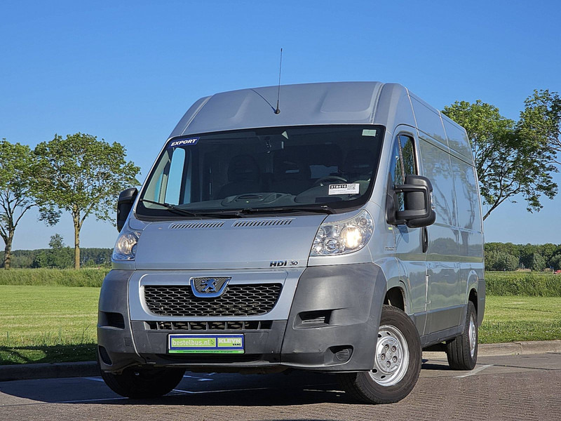 Peugeot Boxer 3.0 3.0 ltr - Товарно комбе: слика 1 Peugeot Boxer 3.0 3.0 ltr - Товарно комбе: слика 1