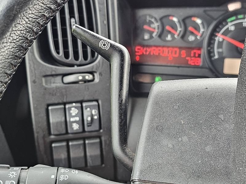 Камион сандучар Renault D 250 11.9T A/C NEW ENGINE: слика 10 Камион сандучар Renault D 250 11.9T A/C NEW ENGINE: слика 10