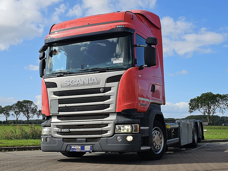 Scania R450 HL 6X2*4 RET. CROWN - Транспортер на контејнер/ Камион со променливо тело: слика 1 Scania R450 HL 6X2*4 RET. CROWN - Транспортер на контејнер/ Камион со променливо тело: слика 1