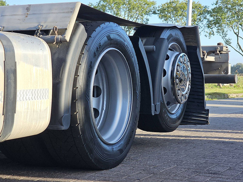 Транспортер на контејнер/ Камион со променливо тело Volvo FH 460 XL XENON WB490: слика 16 Транспортер на контејнер/ Камион со променливо тело Volvo FH 460 XL XENON WB490: слика 16