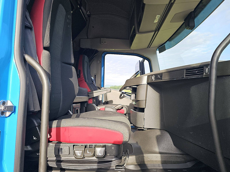 Транспортер на контејнер/ Камион со променливо тело Volvo FH 460 XL XENON WB490: слика 7 Транспортер на контејнер/ Камион со променливо тело Volvo FH 460 XL XENON WB490: слика 7