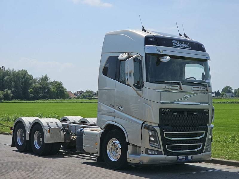 Volvo FH 750 6X2 9T FA WB 430 - Камион со кабинска шасија: слика 5 Volvo FH 750 6X2 9T FA WB 430 - Камион со кабинска шасија: слика 5