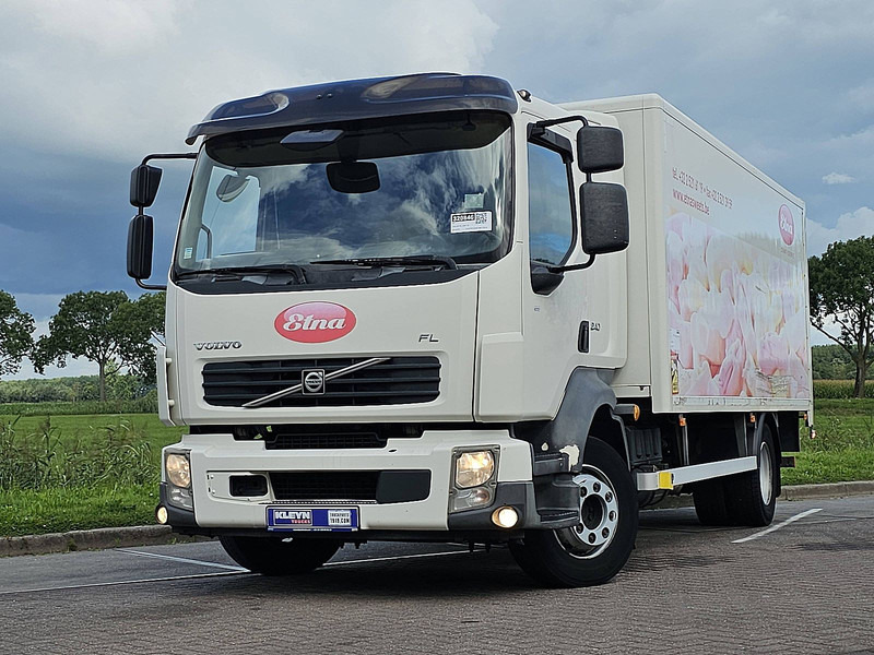 Камион сандучар Volvo FL 240.12: слика 1