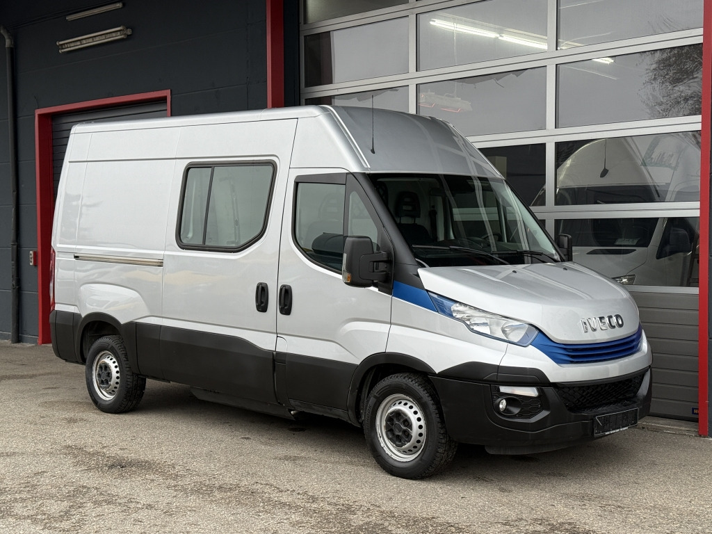 Iveco Daily 35S14 CNG Erdgas Klimaaut. Sitzheizung - Товарно комбе: слика 1 Iveco Daily 35S14 CNG Erdgas Klimaaut. Sitzheizung - Товарно комбе: слика 1