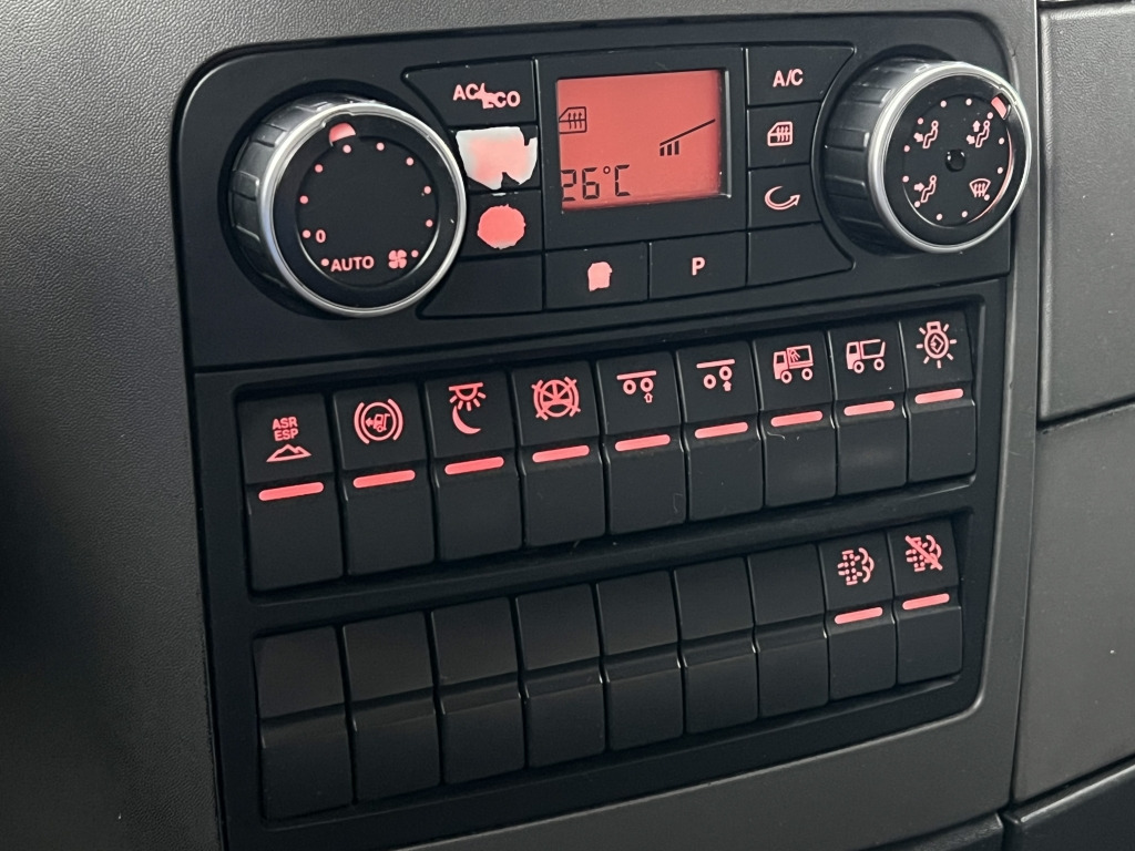 MAN TGX 26.440 Retarder Standklima LBW MitsubisTU100 - Камион ладилник: слика 2 MAN TGX 26.440 Retarder Standklima LBW MitsubisTU100 - Камион ладилник: слика 2