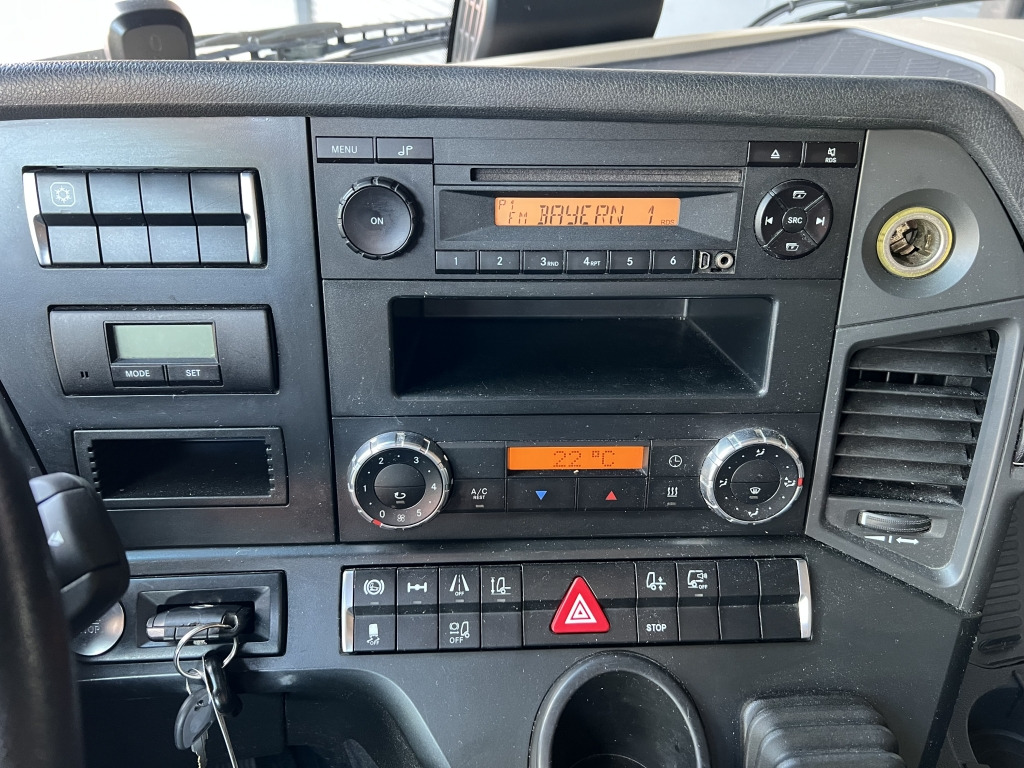 Mercedes-Benz Actros 1840 MEGA Jumbo Klima Reatarder ACC-Tempo - Камион со церада: слика 3 Mercedes-Benz Actros 1840 MEGA Jumbo Klima Reatarder ACC-Tempo - Камион со церада: слика 3