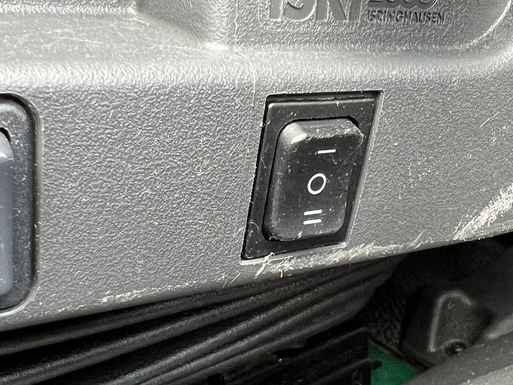 Mercedes-Benz Atego 823 Euro6 Klima 6,1m P+P AHK Orig. 164.tkm - Комбе со церада: слика 4 Mercedes-Benz Atego 823 Euro6 Klima 6,1m P+P AHK Orig. 164.tkm - Комбе со церада: слика 4