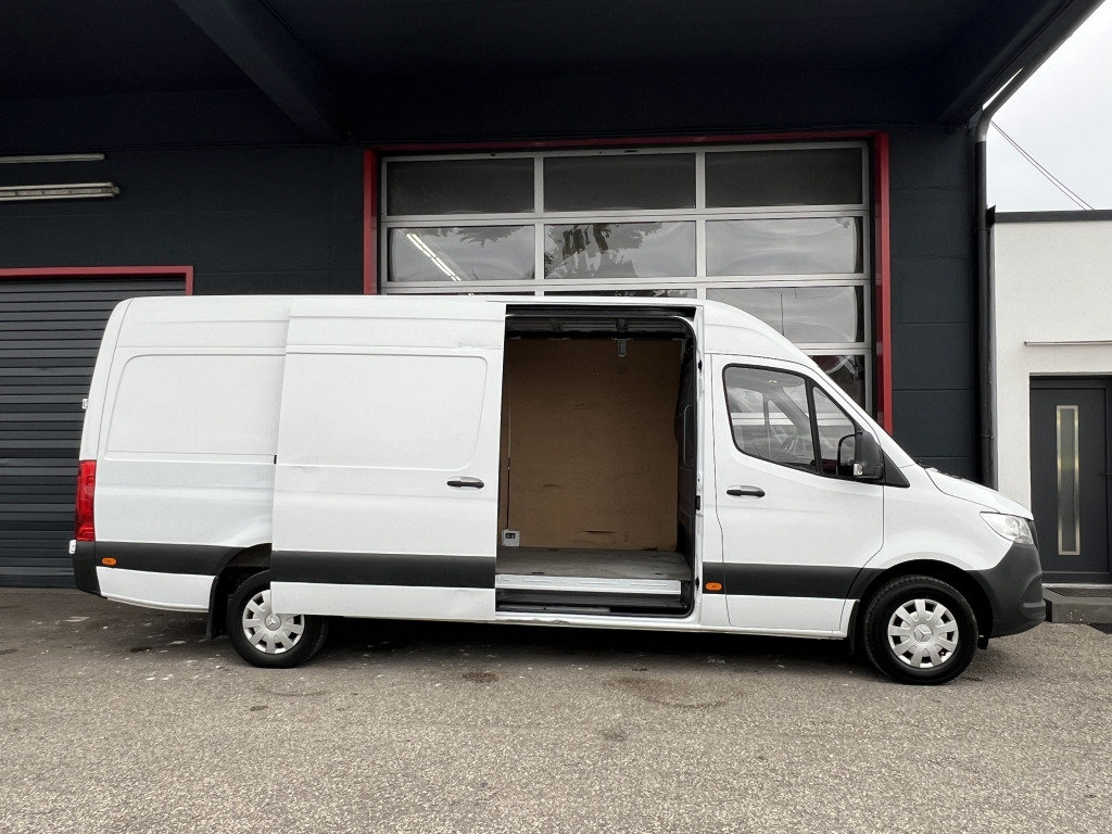 Mercedes-Benz Sprinter 315 CDI Klima Tempomat 3-Sitze 77.000km - Товарно комбе: слика 3 Mercedes-Benz Sprinter 315 CDI Klima Tempomat 3-Sitze 77.000km - Товарно комбе: слика 3