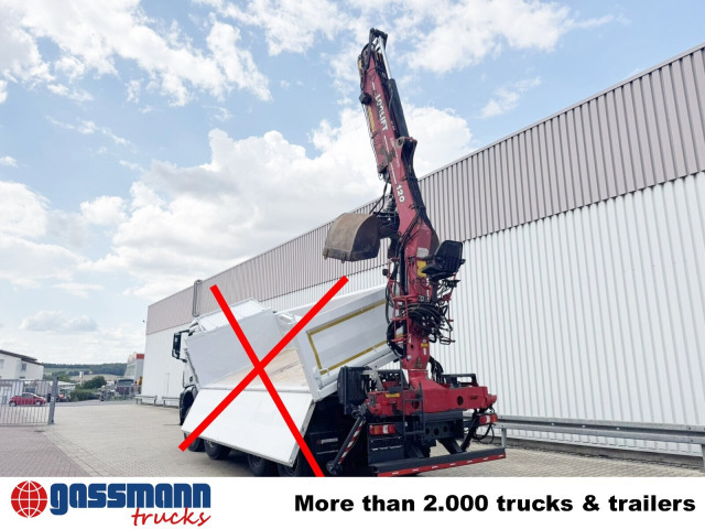 Нов Камион со кабинска шасија, Камион со кран F120 S79 R: слика 9