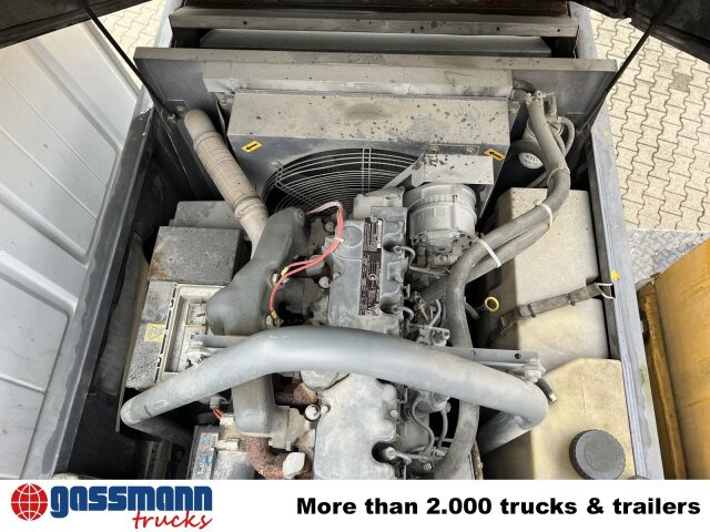 Iveco Trakker AD260T36 6x4, AMV Hubsteiger + - Камион цистерна, Камион со кран: слика 5 Iveco Trakker AD260T36 6x4, AMV Hubsteiger + - Камион цистерна, Камион со кран: слика 5