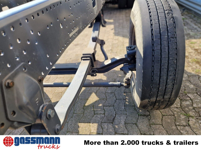 Iveco Trakker AD260T45 6x4, BRANDSCHADEN FAHRERHAUS! - Камион со кабинска шасија: слика 4 Iveco Trakker AD260T45 6x4, BRANDSCHADEN FAHRERHAUS! - Камион со кабинска шасија: слика 4