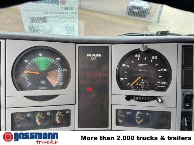 MAN 18.255 MAK 4x4 BB, Kran Atlas AK 85.1 A1 - Кипер, Камион со кран: слика 5 MAN 18.255 MAK 4x4 BB, Kran Atlas AK 85.1 A1 - Кипер, Камион со кран: слика 5