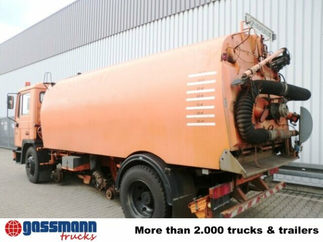 MAN M03 14.152 4x2, Schienenkehrmaschine - Возило за метење: слика 5 MAN M03 14.152 4x2, Schienenkehrmaschine - Возило за метење: слика 5