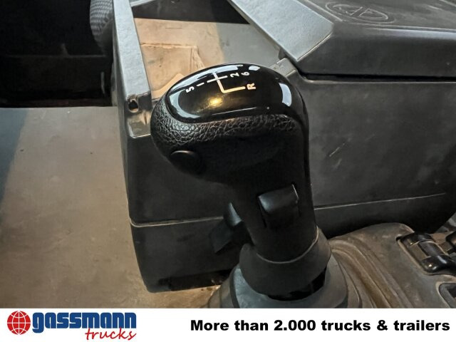 MAN TGA 35.360 8X4 BB, Betonmischer Karrena 10m³ - Камион миксер за бетон: слика 3 MAN TGA 35.360 8X4 BB, Betonmischer Karrena 10m³ - Камион миксер за бетон: слика 3