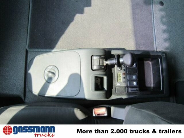 MAN TGM 12.280BL 4x2 - Автотранспортен камион: слика 2 MAN TGM 12.280BL 4x2 - Автотранспортен камион: слика 2