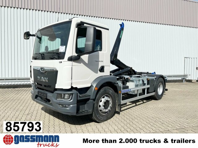 MAN TGM 18.250/340 4x2 BL CH, Funk, 3x VORHANDEN - Камион со кука за подигање: слика 1 MAN TGM 18.250/340 4x2 BL CH, Funk, 3x VORHANDEN - Камион со кука за подигање: слика 1