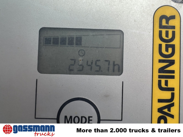 MAN TGS 26.400 6x2-4 LL, Navi, Lenk-/Liftachse, - Камион со платформа, Камион со кран: слика 2 MAN TGS 26.400 6x2-4 LL, Navi, Lenk-/Liftachse, - Камион со платформа, Камион со кран: слика 2