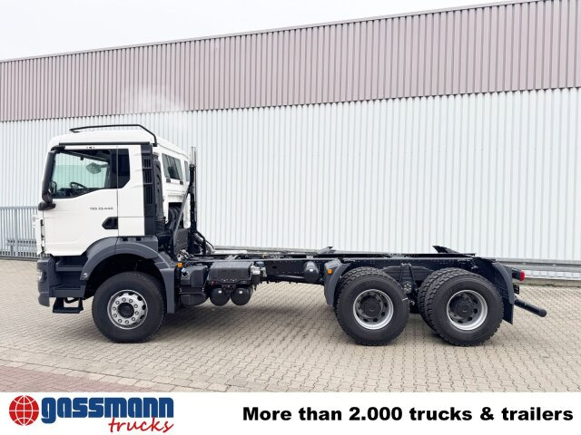 Нов Камион со кабинска шасија MAN TGS 33.440 6x4 BB: слика 13