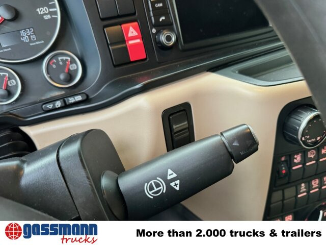 MAN TGS 35.500 8X4 BB, Intarder - Камион со кука за подигање: слика 2 MAN TGS 35.500 8X4 BB, Intarder - Камион со кука за подигање: слика 2