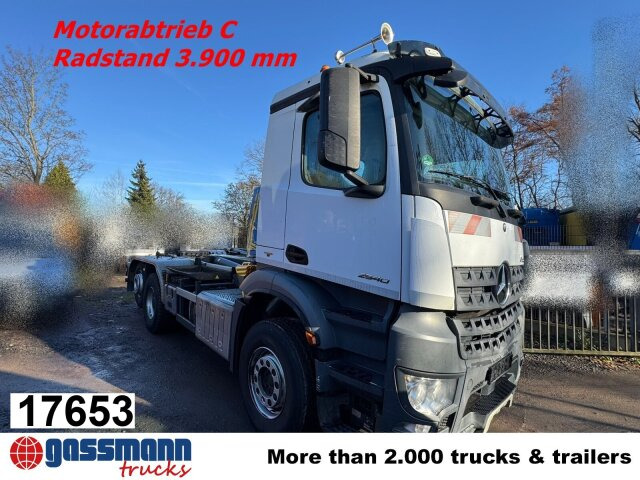 Mercedes-Benz Arocs 2540 L 6x2, VDL Abrollanlage S 21-5200 - Камион со кука за подигање: слика 1 Mercedes-Benz Arocs 2540 L 6x2, VDL Abrollanlage S 21-5200 - Камион со кука за подигање: слика 1