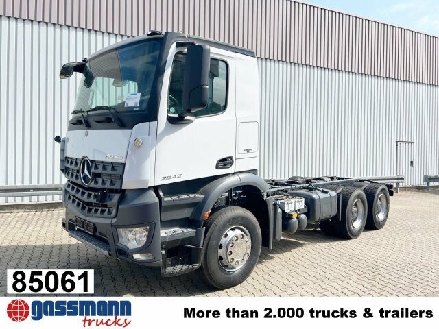 Mercedes-Benz Arocs 2642 K 6x4, Retarder, Motorabtrieb - Камион со кабинска шасија: слика 1 Mercedes-Benz Arocs 2642 K 6x4, Retarder, Motorabtrieb - Камион со кабинска шасија: слика 1