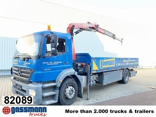 Mercedes-Benz Axor 1828 L 4x2 mit Kran Palfinger PK 9501, Funk - Камион со платформа, Камион со кран: слика 1 Mercedes-Benz Axor 1828 L 4x2 mit Kran Palfinger PK 9501, Funk - Камион со платформа, Камион со кран: слика 1