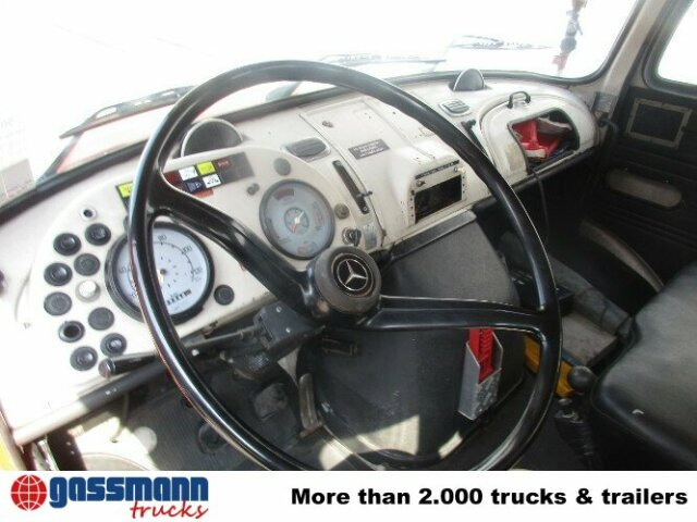 Mercedes-Benz L 1519 4x2 Feuerwehr Drehleiter DL30 - Противпожарен камион: слика 5 Mercedes-Benz L 1519 4x2 Feuerwehr Drehleiter DL30 - Противпожарен камион: слика 5