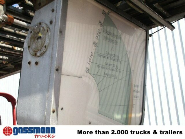 Mercedes-Benz L 1519 4x2 Feuerwehr Drehleiter DL30 - Противпожарен камион: слика 2 Mercedes-Benz L 1519 4x2 Feuerwehr Drehleiter DL30 - Противпожарен камион: слика 2