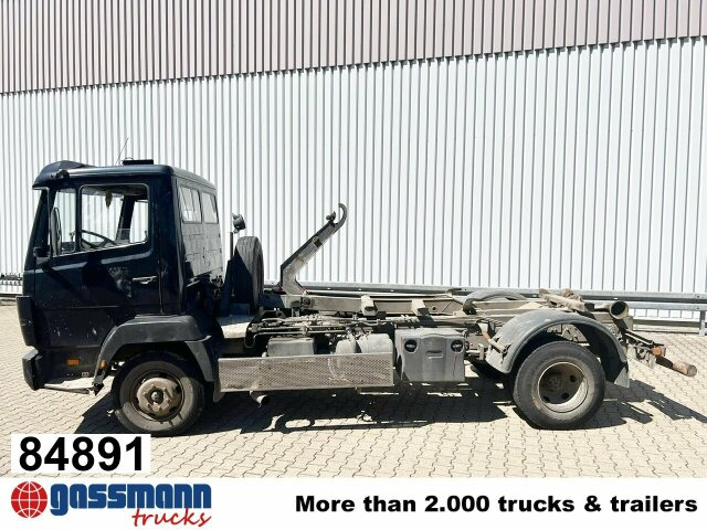 Mercedes-Benz LK 817 4x2/37, City-Abroller, 6-Zylinder Motor - Камион со кука за подигање: слика 1 Mercedes-Benz LK 817 4x2/37, City-Abroller, 6-Zylinder Motor - Камион со кука за подигање: слика 1
