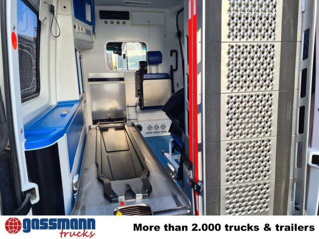 Mercedes-Benz Sprinter 313 CDI 4x2, EEV, Krankenwagen - Товарно комбе: слика 4 Mercedes-Benz Sprinter 313 CDI 4x2, EEV, Krankenwagen - Товарно комбе: слика 4