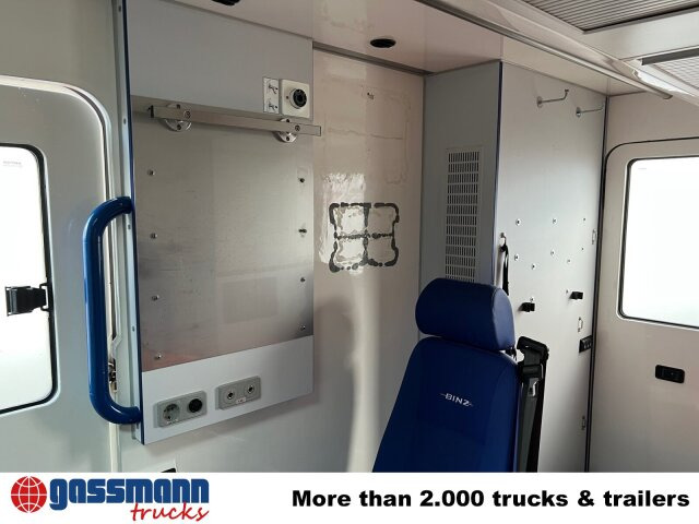 Mercedes-Benz Sprinter 313 CDI 4x2, Rettungswagen - Товарно комбе: слика 4 Mercedes-Benz Sprinter 313 CDI 4x2, Rettungswagen - Товарно комбе: слика 4