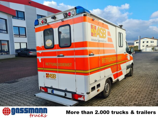 Товарно комбе Mercedes-Benz Sprinter 316 KA 4x2, Rettungswagen: слика 11