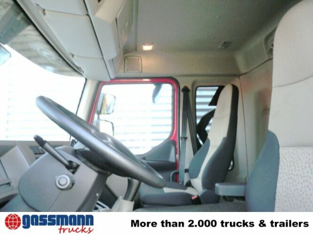 Renault Midlum 220 DXi 4x2 - Камион за пијалоци: слика 2 Renault Midlum 220 DXi 4x2 - Камион за пијалоци: слика 2