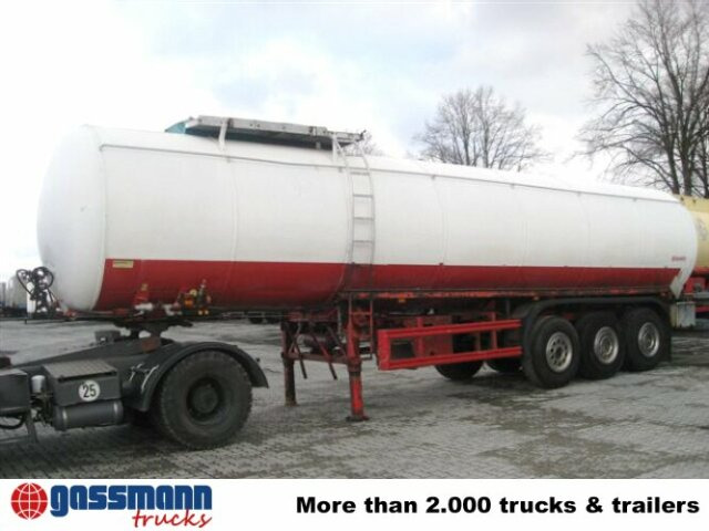 Schmitz Cargobull Stahltank - Полуприколка цистерна: слика 2 Schmitz Cargobull Stahltank - Полуприколка цистерна: слика 2