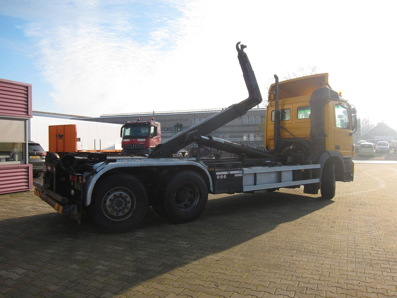 Mercedes-Benz Actros 2536 L 6X2*4 Hiab Multilift 470tkm - Камион со кука за подигање: слика 4 Mercedes-Benz Actros 2536 L 6X2*4 Hiab Multilift 470tkm - Камион со кука за подигање: слика 4