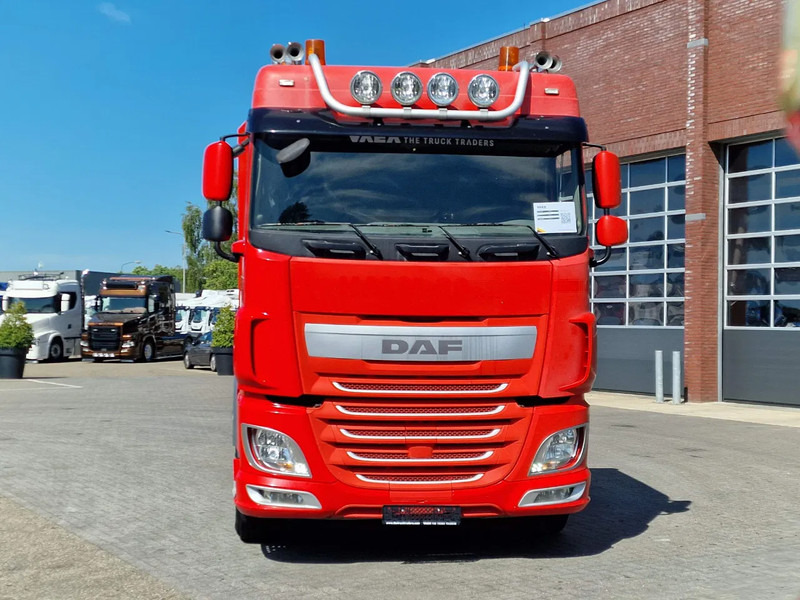 DAF XF 410 6x2 SpaceCab - Flatbed - Euro 6 + 2 axle trailer BPW - Камион со платформа: слика 2 DAF XF 410 6x2 SpaceCab - Flatbed - Euro 6 + 2 axle trailer BPW - Камион со платформа: слика 2