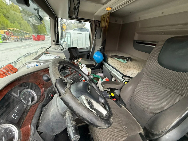 Лизинг на DAF XF 510 Ginaf 8x4*4 - Tipper - Euro 6 - Steering axle - Steel front suspension DAF XF 510 Ginaf 8x4*4 - Tipper - Euro 6 - Steering axle - Steel front suspension: слика 9 Лизинг на DAF XF 510 Ginaf 8x4*4 - Tipper - Euro 6 - Steering axle - Steel front suspension DAF XF 510 Ginaf 8x4*4 - Tipper - Euro 6 - Steering axle - Steel front suspension: слика 9