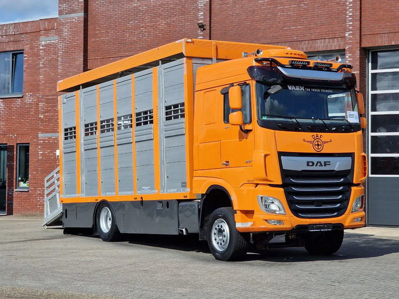 DAF XF 530 4x2 - Livestock Menke 2 deck water & ventilation - Камион за добиток: слика 2 DAF XF 530 4x2 - Livestock Menke 2 deck water & ventilation - Камион за добиток: слика 2