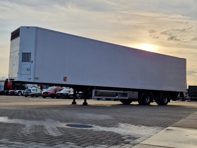 GS Meppel Ravenhorst - Chicken Transport - Frigo/Conditioned - Loadlift -Steering axle - Полуприколка за добиток: слика 3 GS Meppel Ravenhorst - Chicken Transport - Frigo/Conditioned - Loadlift -Steering axle - Полуприколка за добиток: слика 3
